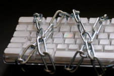 control-keyboard-chains