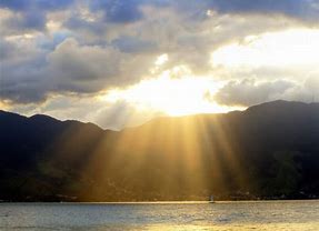 heaven-clouds-rays