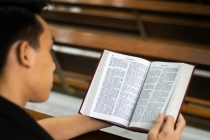 man-asian-reading-bible
