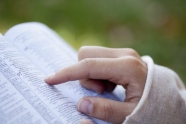 reading-bible-outside